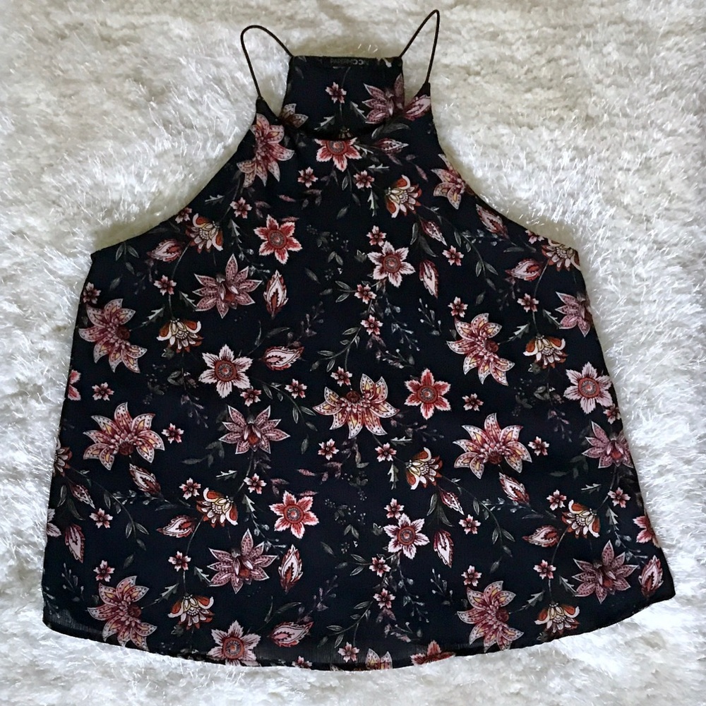 Flowered PaperMoon Top - Picture 2 of 4